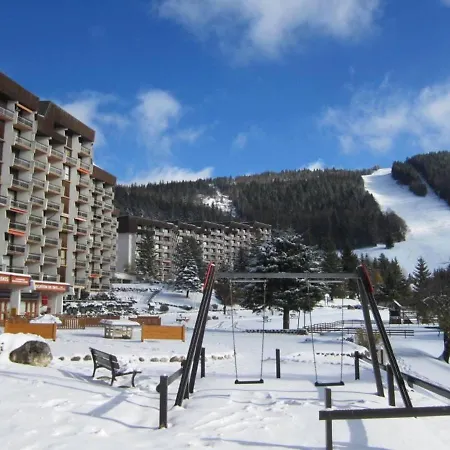2 Pieces Pour 4 Pers. Au Pied Des Pistes Avec Balcons Et Parking Privatif - Fr-1-689-44