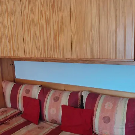 2 Pieces Pour 4 Pers. Au Pied Des Pistes Avec Balcons Et Parking Privatif - Fr-1-689-44 *